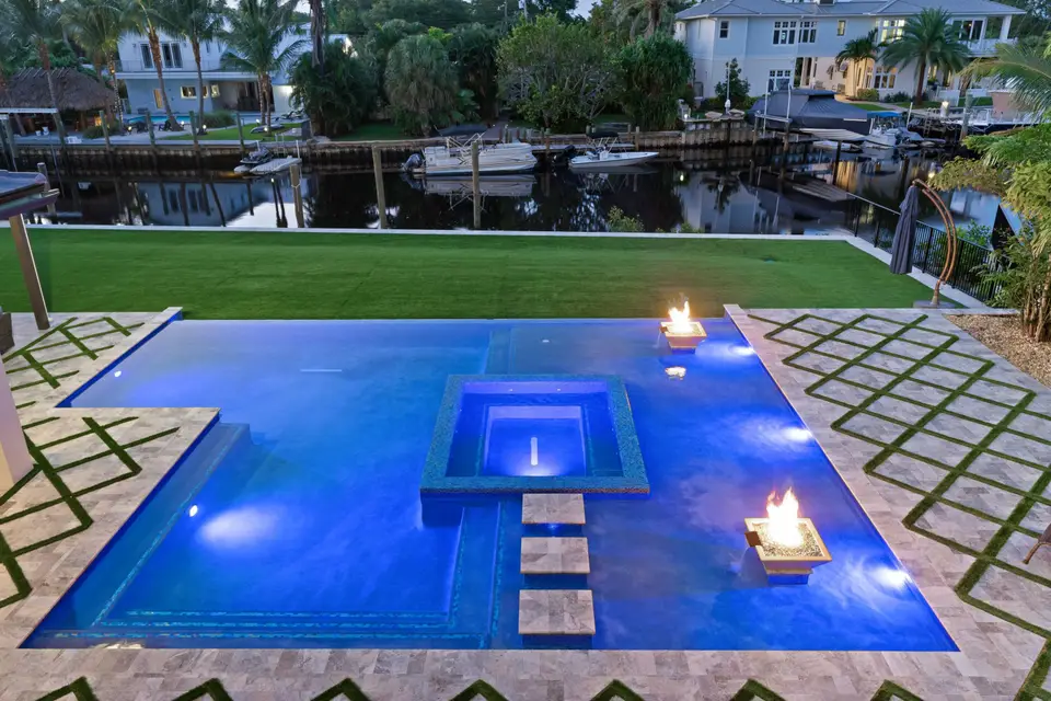 261 Old Jupiter Beach Road, Jupiter, FL 33477 Jupiter
