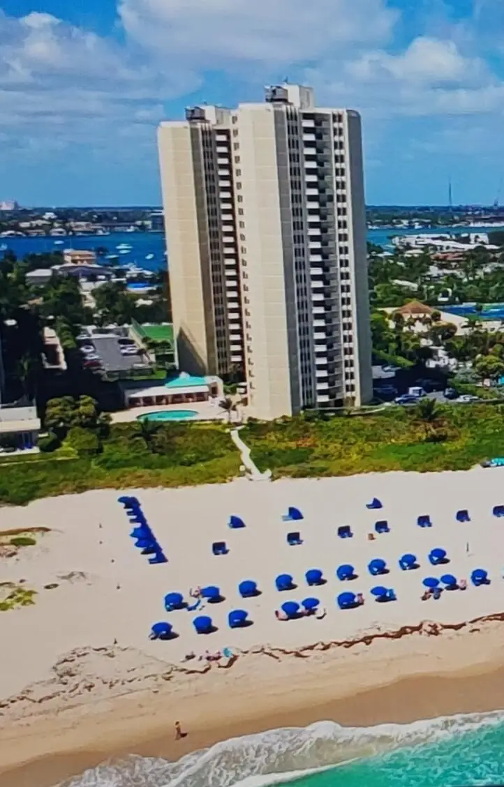 2800 N Ocean Drive A-8b, Singer Island, FL 33404 Singer Island