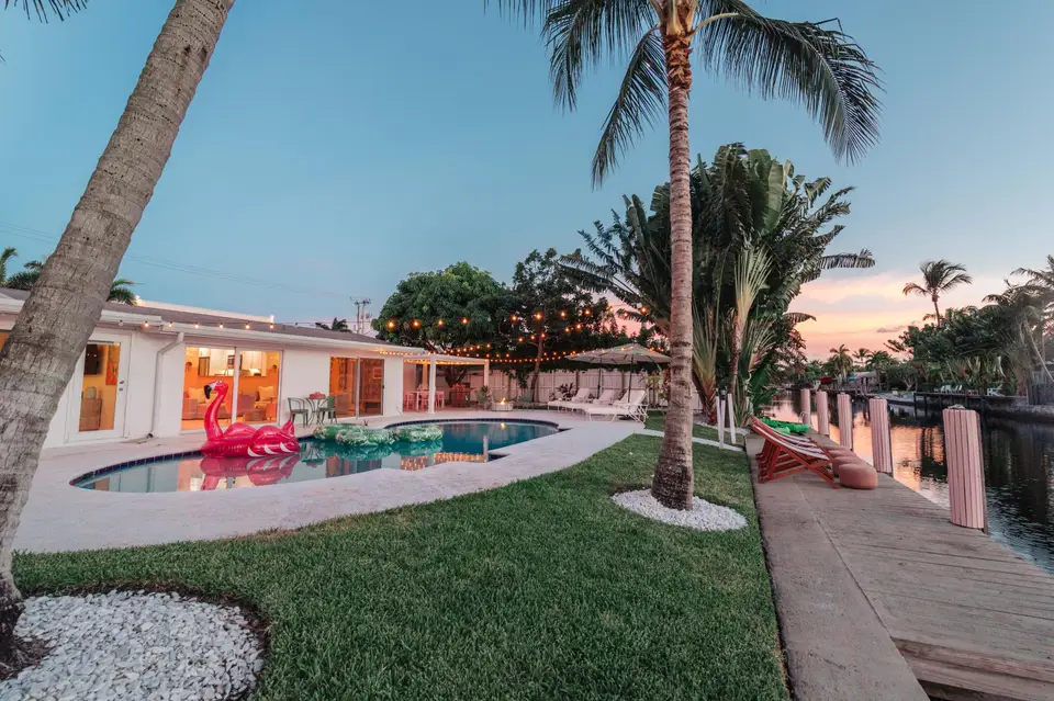 3057 NE 16th Avenue, Oakland Park, FL 33334 Oakland Park
