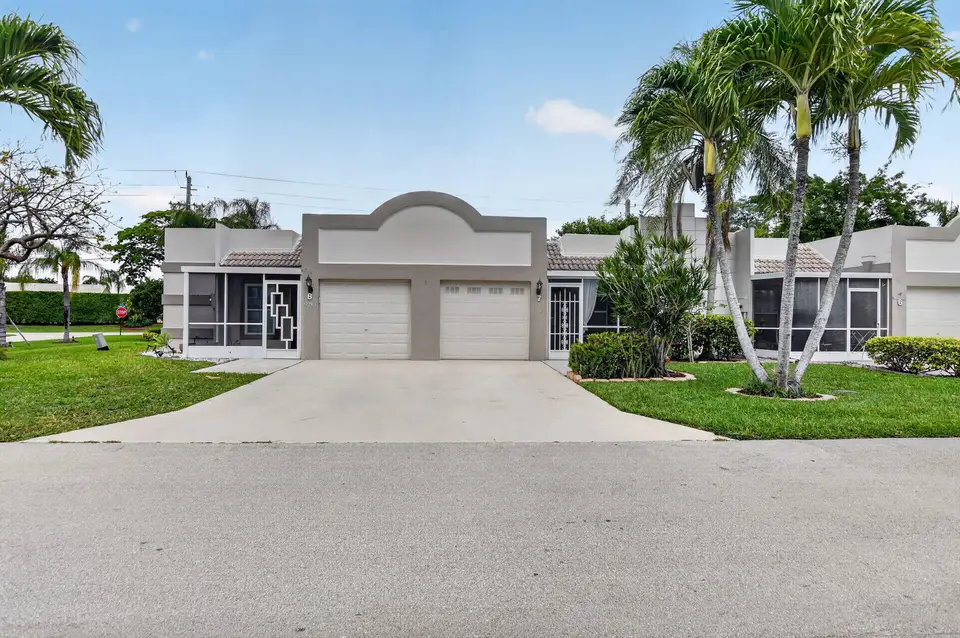 9245 Flynn Circle 7, Boca Raton, FL 33496 Boca Raton