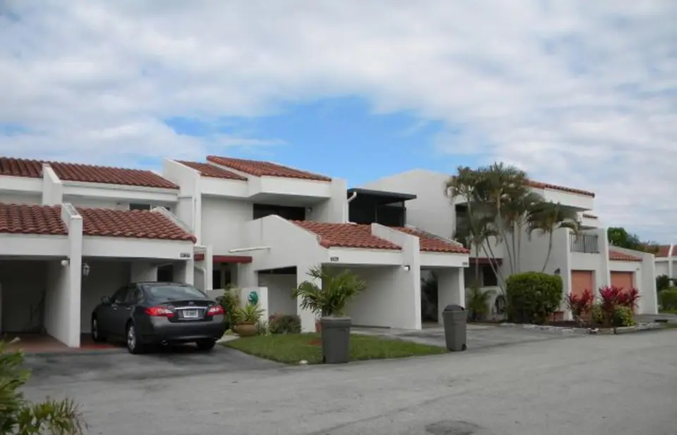 6563 Racquet Club Drive 124, Lauderhill, FL 33319 Lauderhill
