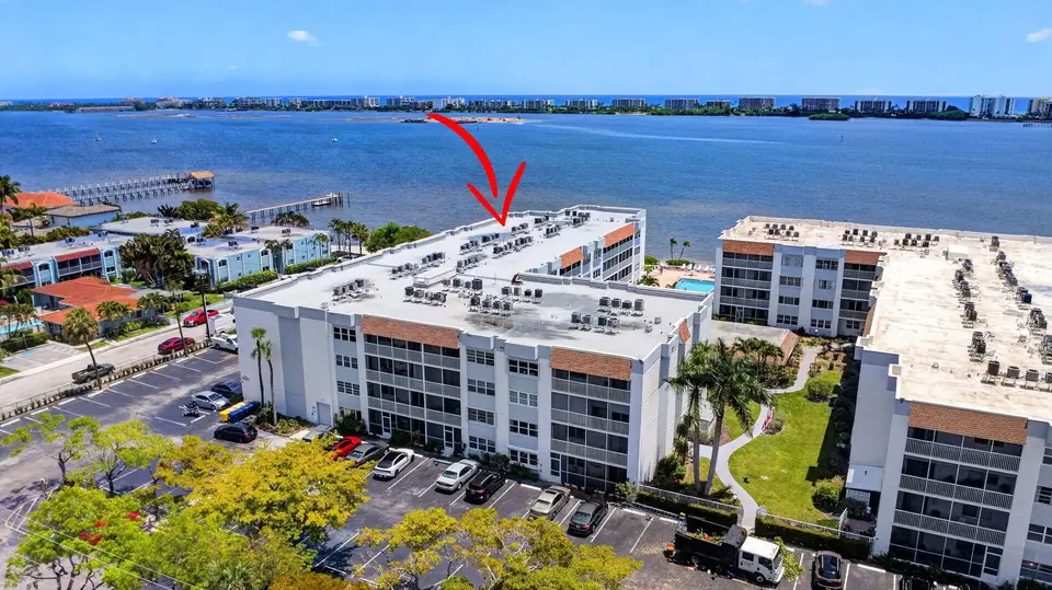 1502 S Lakeside Drive 214, Lake Worth Beach, FL 33460 Lake Worth Beach
