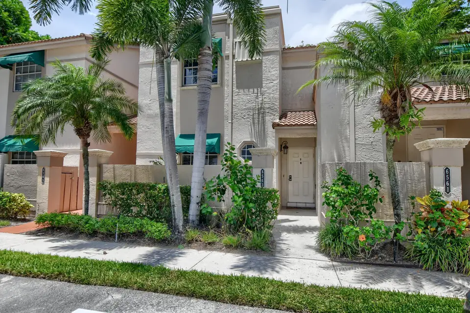 6563 Via Regina, Boca Raton, FL 33433 Boca Raton