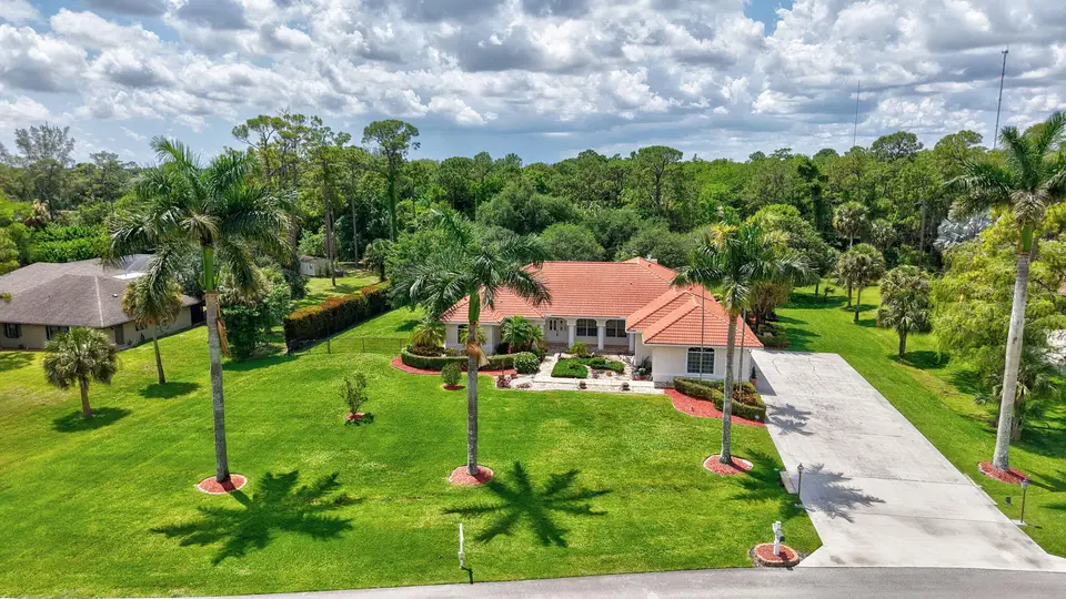 9774 Saddle Court, Lake Worth, FL 33467 Lake Worth