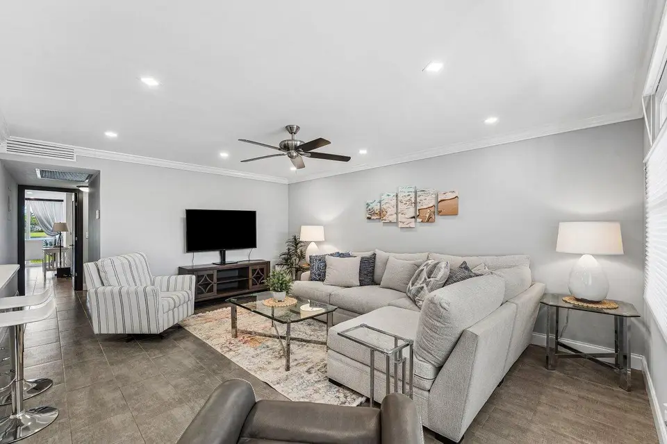 1027 Farnham O 1027, Deerfield Beach, FL 33442 Deerfield Beach