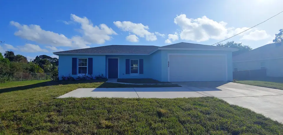 682 SW Paar Drive, Port St. Lucie, FL 34953 Port St. Lucie