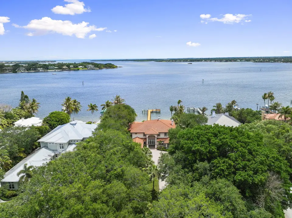 3984 SE Old St Lucie Boulevard, Stuart, FL 34996 Stuart