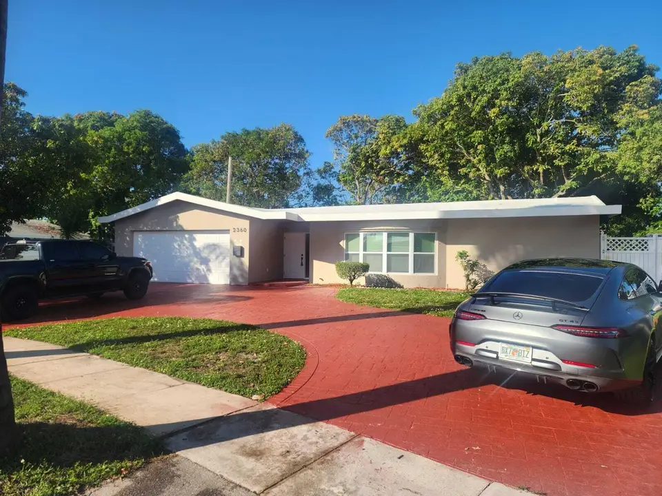 2360 NW 37th Terrace, Lauderdale Lakes, FL 33311 Lauderdale Lakes