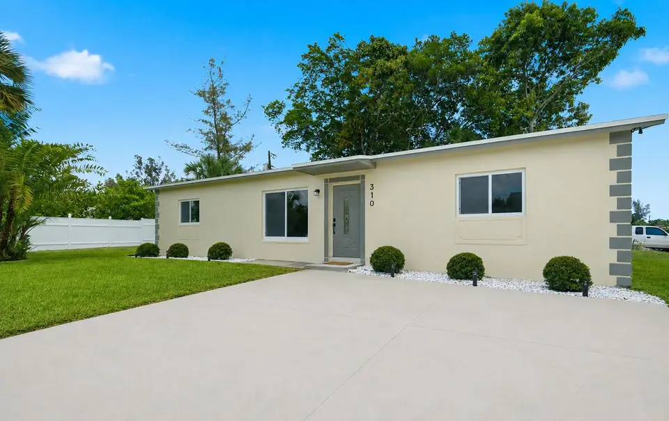 310 NW 4th Avenue, Deerfield Beach, FL 33441 Deerfield Beach