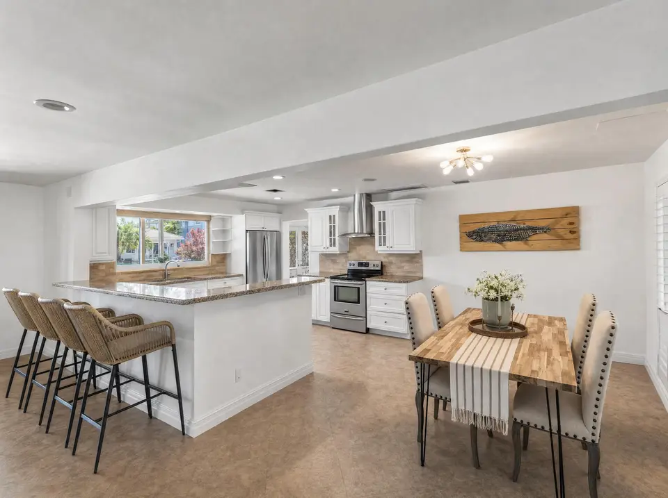 330 SE 10th Street, Pompano Beach, FL 33060 Pompano Beach