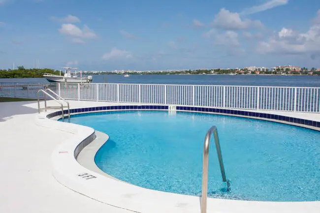301 Croton Avenue 405, Lantana, FL 33462 Lantana