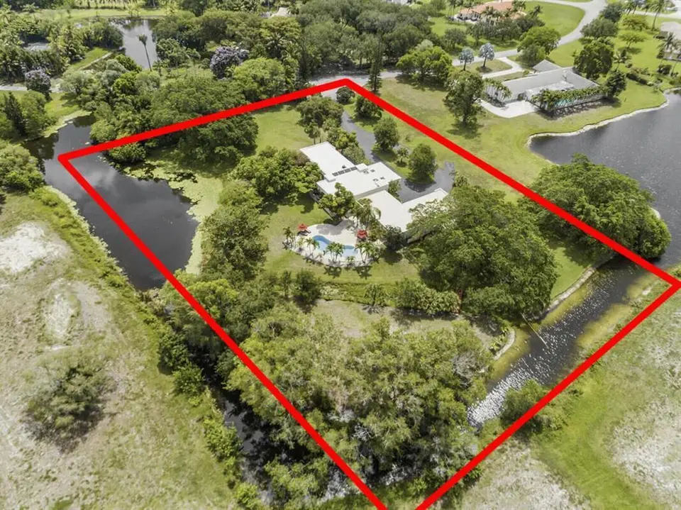 8944 Kendale Place, Wellington, FL 33467 Wellington