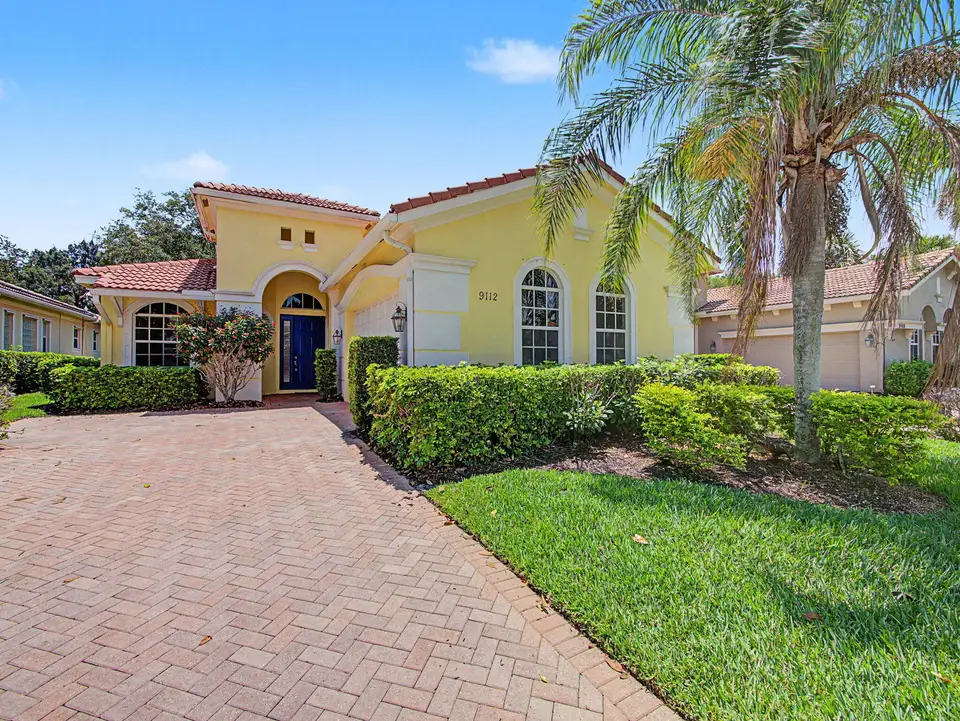 9112 Short Chip Circle, Port St. Lucie, FL 34986 Port St. Lucie