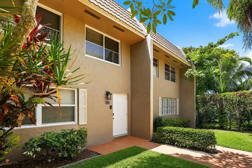 9050 NW 28th Street 123, Coral Springs, FL 33065 Coral Springs