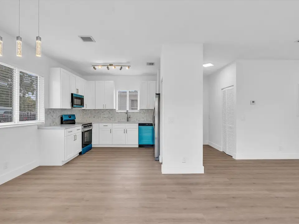 2410 NW 43rd Street, Miami, FL 33142 Miami
