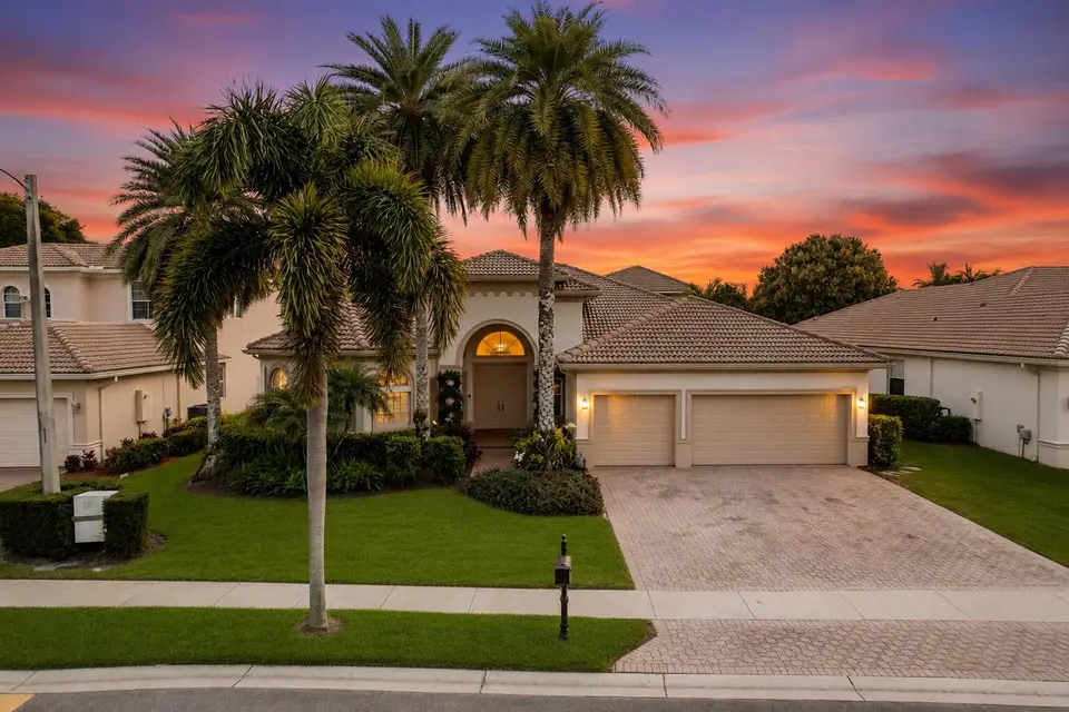 2903 Fontana Lane, Royal Palm Beach, FL 33411 Royal Palm Beach