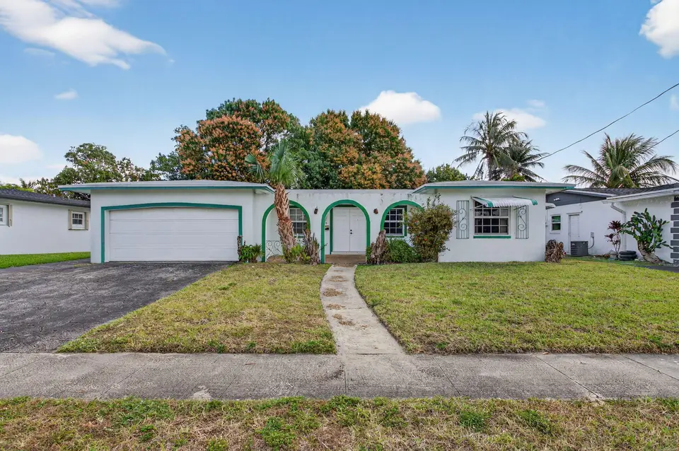 2540 NW 34th Terrace, Lauderdale Lakes, FL 33311 Lauderdale Lakes