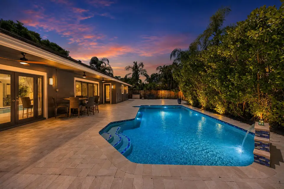 1630 NW 118th Avenue, Pembroke Pines, FL 33026 Pembroke Pines