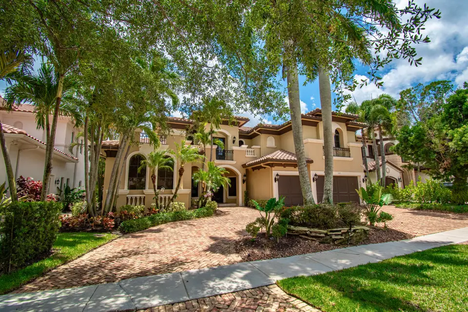 17690 Middlebrook Way, Boca Raton, FL 33496 Boca Raton