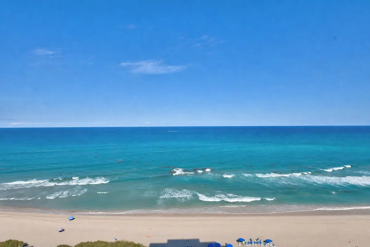 Direct Ocean Views from large balcony