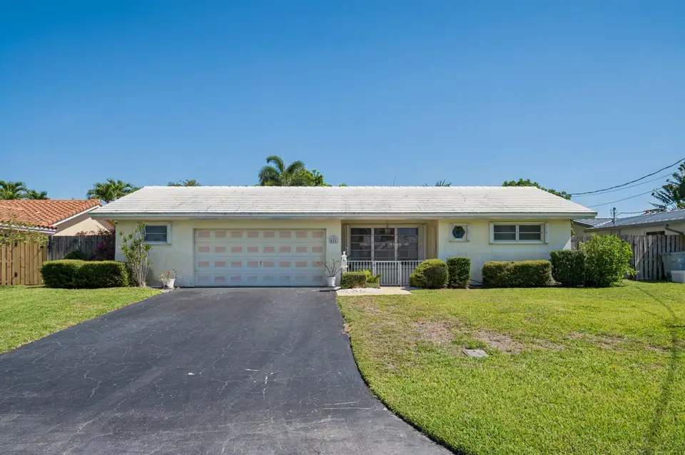 611 SE 11th Street, Pompano Beach, FL 33060 Pompano Beach
