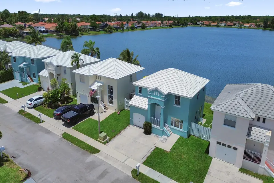 6733 Bayfront Drive, Margate, FL 33063 Margate