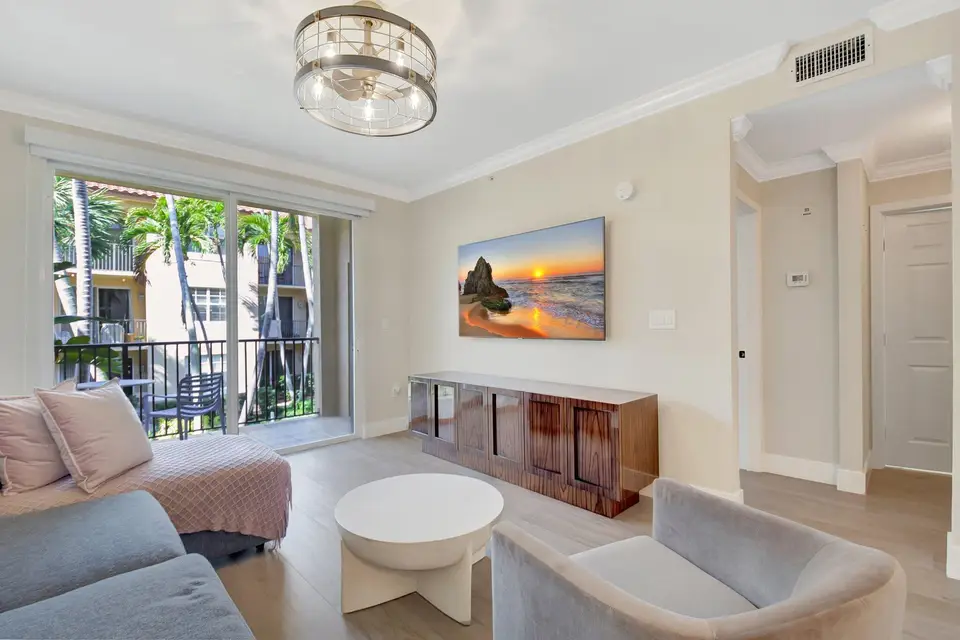 1803 N Flagler Drive 203, West Palm Beach, FL 33407 West Palm Beach