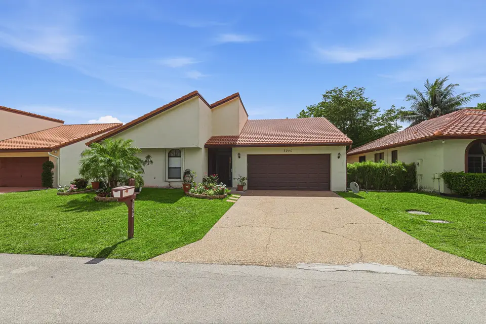 7040 Golf Pointe Circle, Tamarac, FL 33321 Tamarac