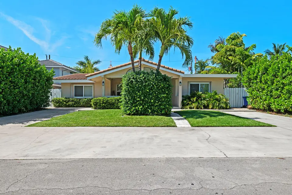 245 Avalon Avenue, Lauderdale-By-The-Sea, FL 33308 Lauderdale-By-The-Sea