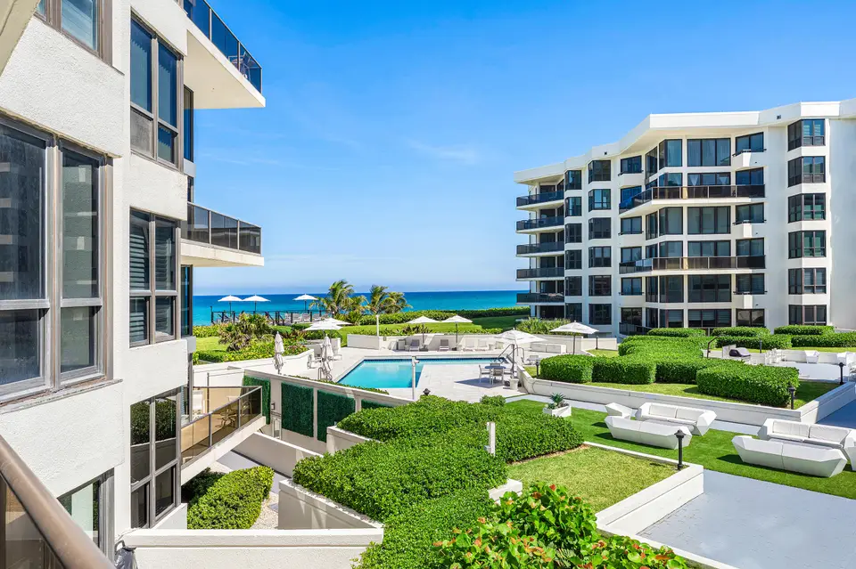 3120 S Ocean Boulevard 3-202, Palm Beach, FL 33480 Palm Beach
