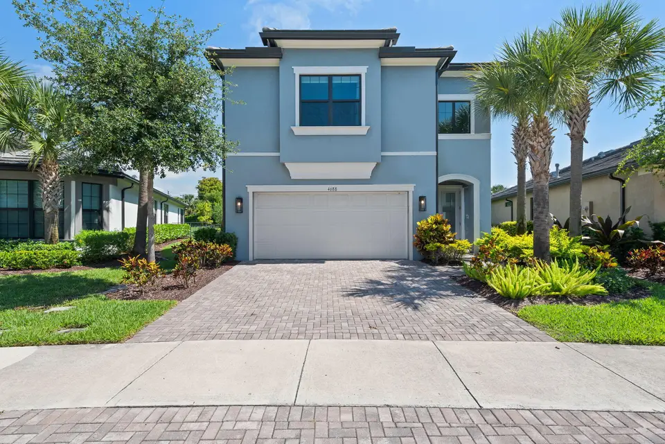 4688 E Pinehurst Trl Trail E, Oakland Park, FL 33309 Oakland Park