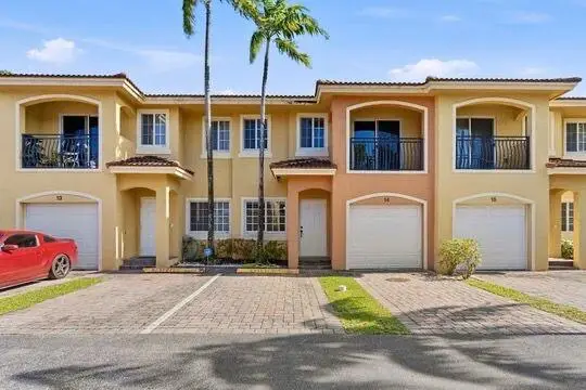 330 SW 2nd Avenue 14, Hallandale Beach, FL 33009 Hallandale Beach