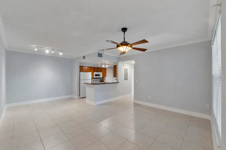 5980 W Sample Road 104, Coral Springs, FL 33063 Coral Springs