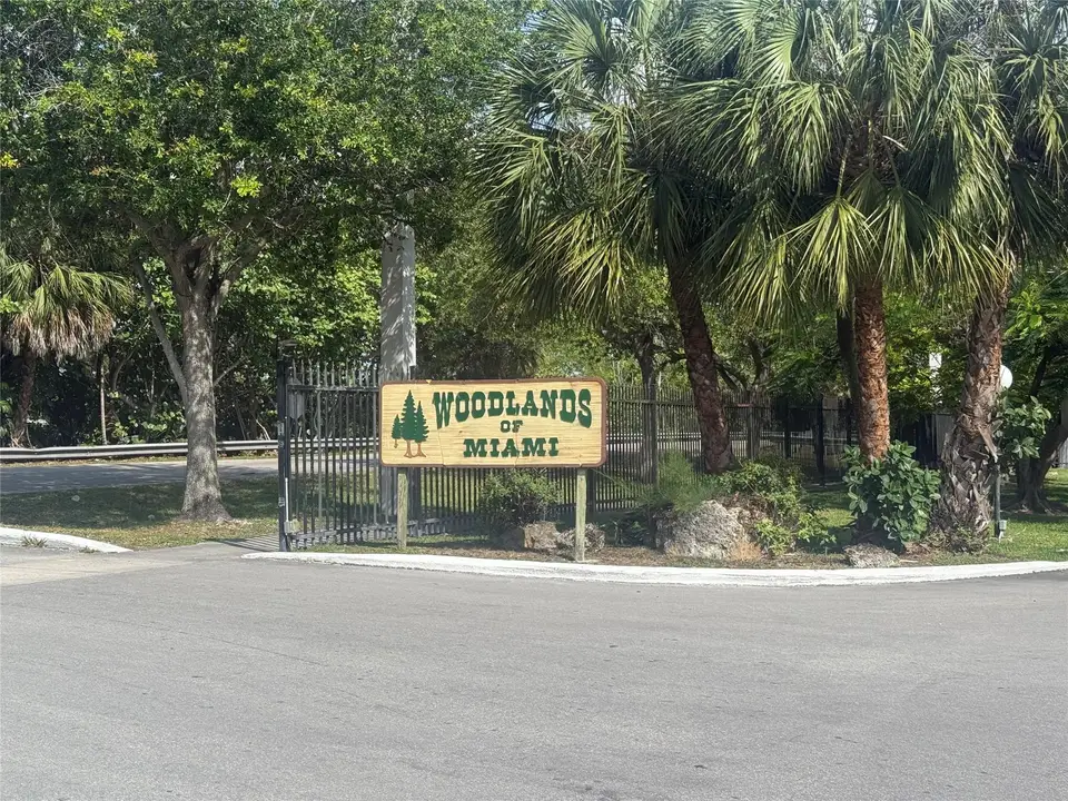 14225 Memorial Hwy 1f Highway 1f, Miami, FL 33161 Miami