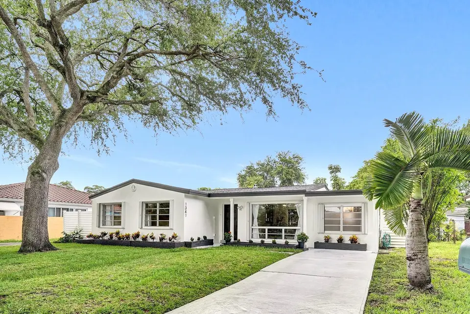 1341 N 30th Road, Hollywood, FL 33021 Hollywood