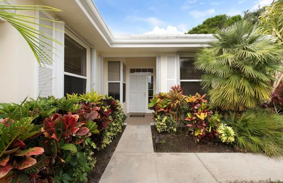 1092 Bedford Avenue, Palm Beach Gardens, FL 33403 Palm Beach Gardens