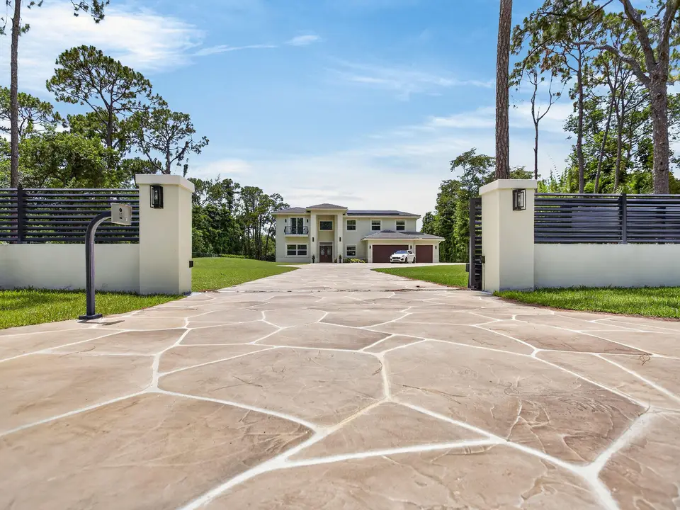 6077 NW 71st Terrace, Parkland, FL 33067 Parkland