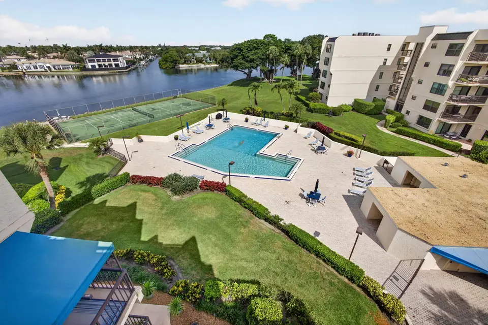 364 Golfview Road 506, North Palm Beach, FL 33408 North Palm Beach