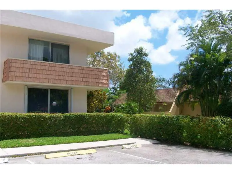 4031 N Cypress Drive 101, Pompano Beach, FL 33069 Pompano Beach