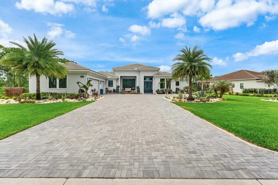 2893 SW Goldenglow Drive, Palm City, FL 34990 Palm City
