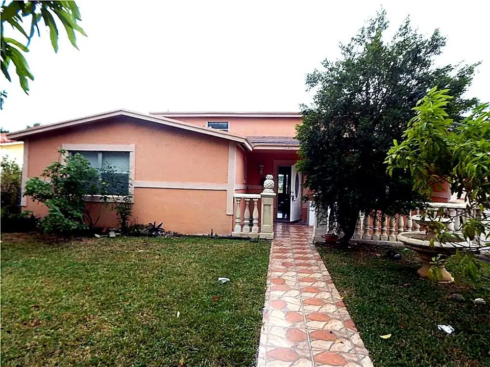 3640 NW 39th Street, Lauderdale Lakes, FL 33309 Lauderdale Lakes