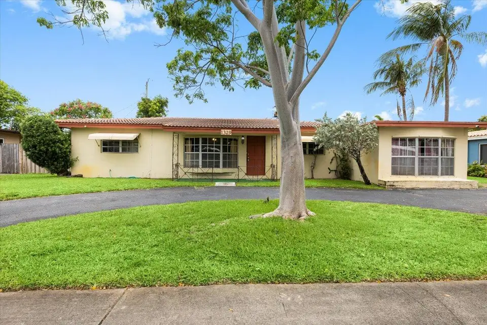 1329 SW 1st Terrace, Pompano Beach, FL 33060 Pompano Beach
