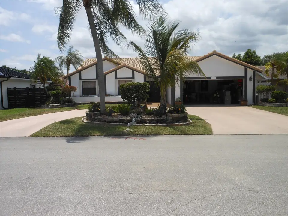 8706 NW 83rd Street, Tamarac, FL 33321 Tamarac