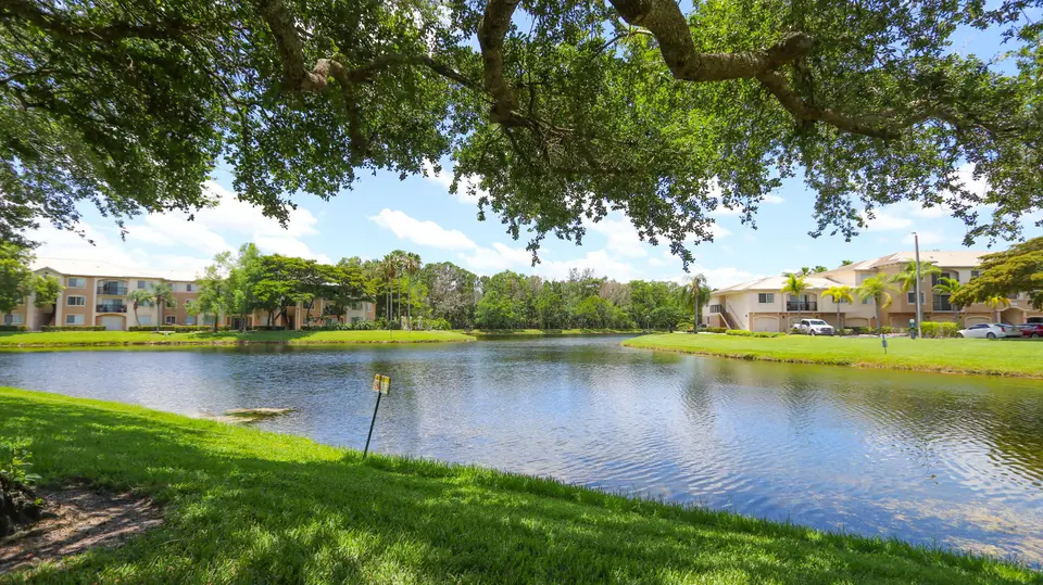 500 N Crestwood Ct Court N 502, Royal Palm Beach, FL 33411 Royal Palm Beach