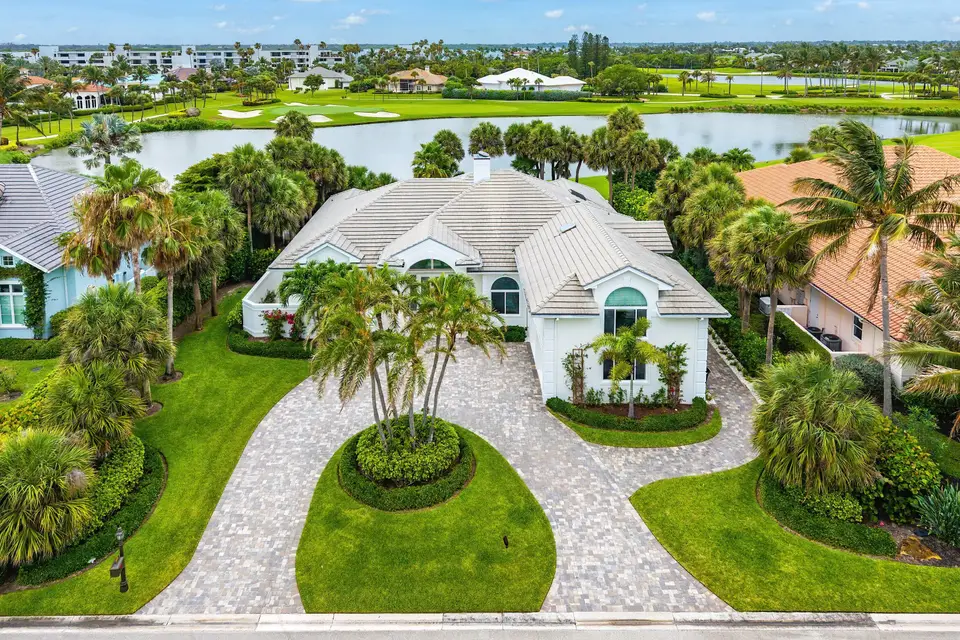 2925 SE Dune Drive, Hutchinson Island, FL 34996 Hutchinson Island