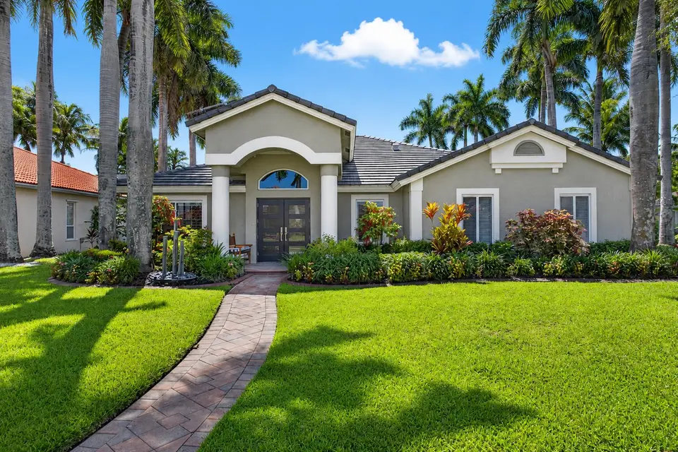 15822 Cypress Park Drive, Wellington, FL 33414 Wellington