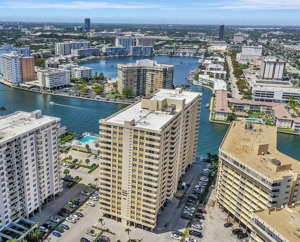 1833 S Ocean Drive 1209, Hallandale, FL 33009 Hallandale