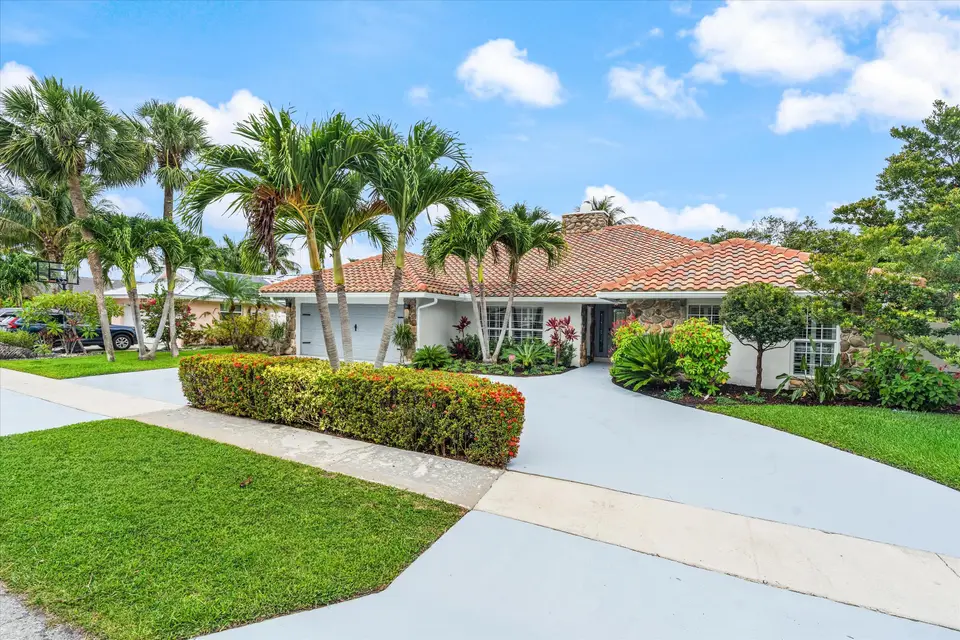 2069 SW 7th Court, Boca Raton, FL 33486 Boca Raton