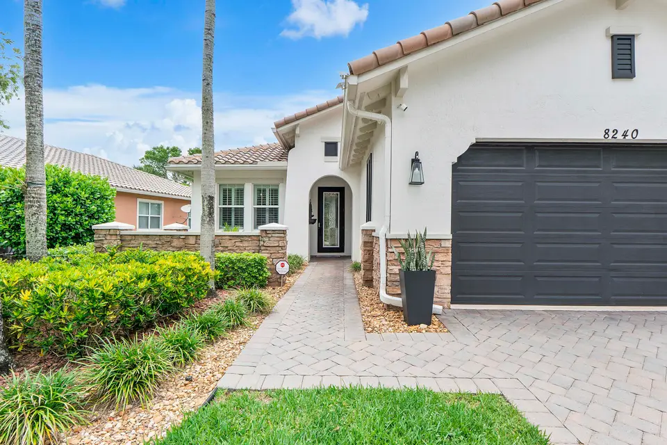 8240 NW 120th Way, Parkland, FL 33076 Parkland