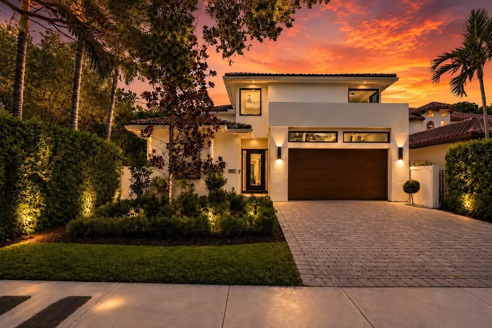 918 SE 8th Street, Fort Lauderdale, FL 33316 Fort Lauderdale